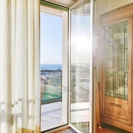 Апартаменти Guesthost - Ressmann 1 - 10 Min From Teatro Rossetti