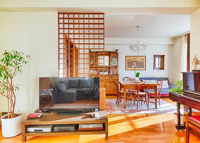 Guesthost - Ressmann 1 - 10 Min From Teatro Rossetti Apartment *